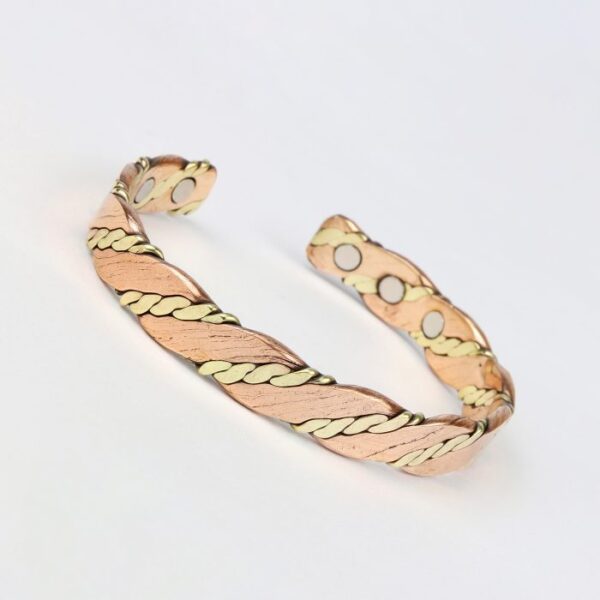 Copper magnet bracelet: model 66